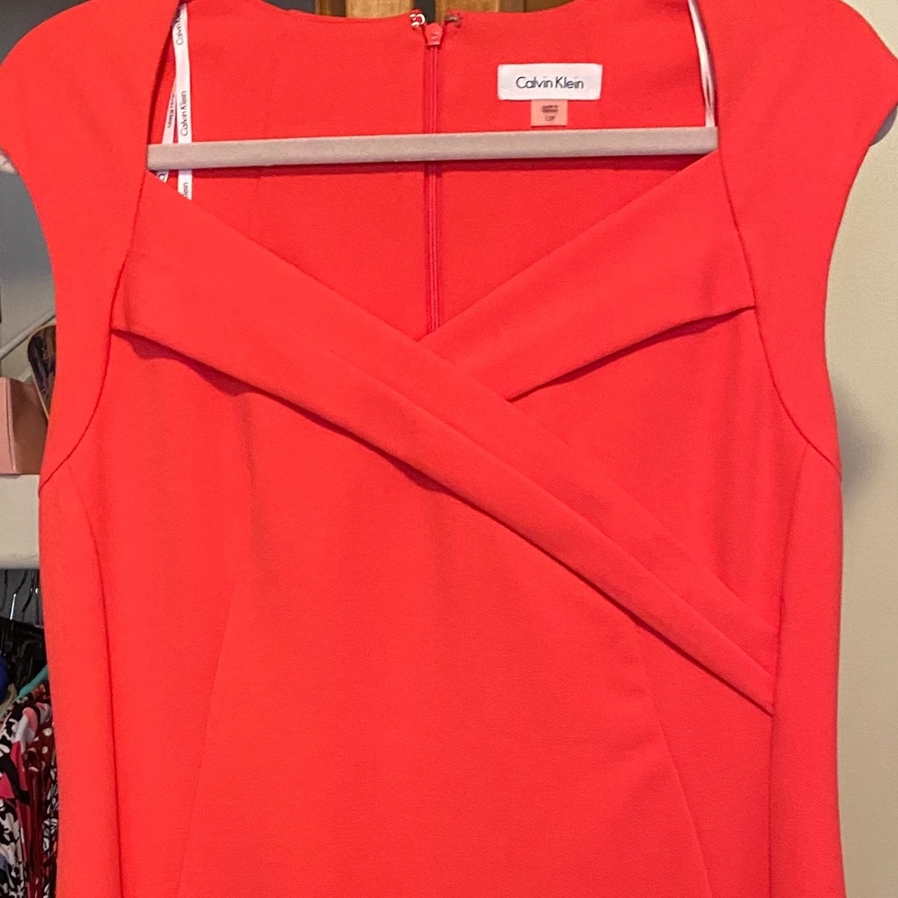 Sleeveless Coral dress